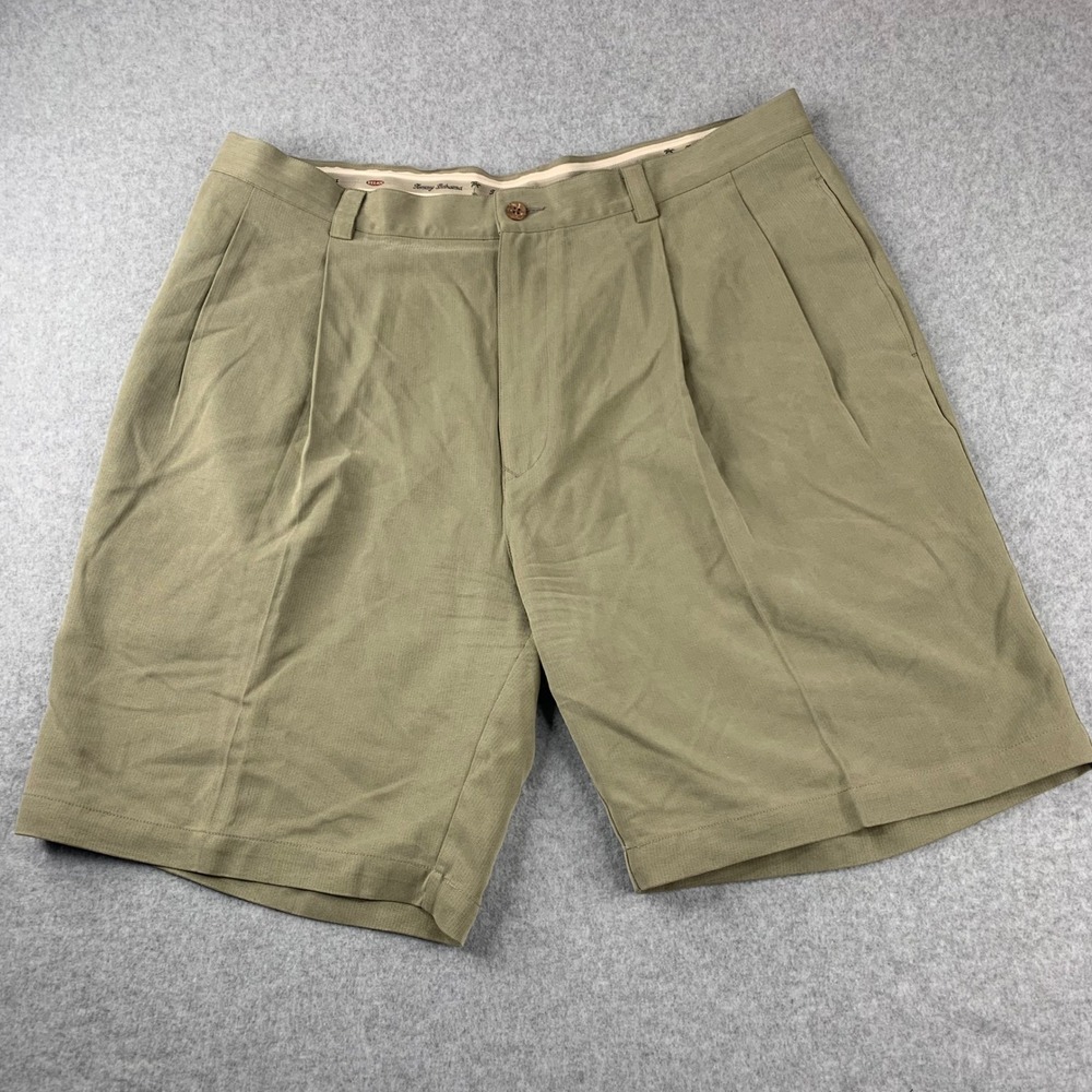 Tommy Bahama Relax Shorts Mens 38 Olive Green 100% Silk Pleated Front Casual